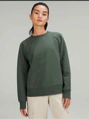 Lululemon Loungeful Crewneck Pullover Size M